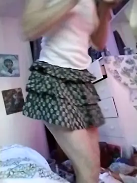 Snapshot of cammyquart chatting on March 2025 12:56:02 AM cammyquart online show from March 2025 12:56:02 AM