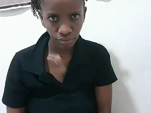 Snapshot of prettybeee chatting on October 2025 02:17:02 PM prettybeee online show from October 2025 02:17:02 PM