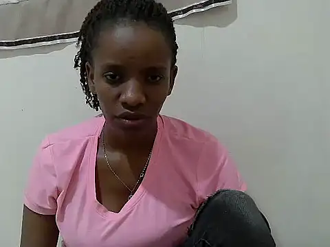 Snapshot of prettybeee chatting on November 2025 06:51:01 PM prettybeee online show from November 2025 06:51:01 PM