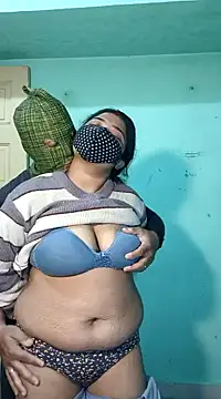 Snapshot of hotty_Sexy-couple chatting on December 2024 07:21:01 AM hotty Sexy-couple online show from December 2024 07:21:01 AM