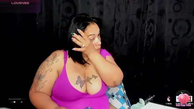 Snapshot of Sofie-Storm chatting on February 2026 10:36:01 AM Sofie-Storm online show from February 2026 10:36:01 AM