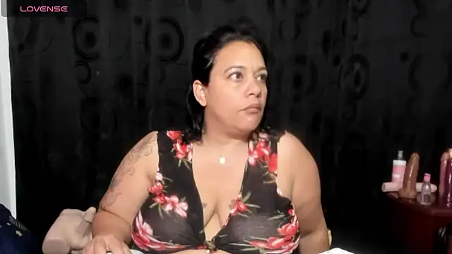 Snapshot of Sofie-Storm chatting on April 2026 11:03:02 AM Sofie-Storm online show from April 2026 11:03:02 AM
