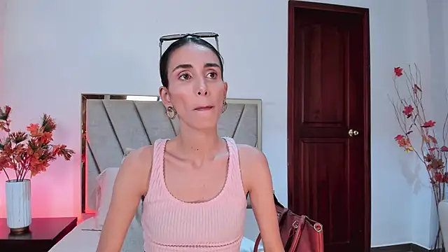 Nina Cavaali online show from January 2025 06:09:02 PM