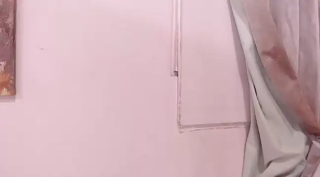 Snapshot of Rebecca_Milf chatting on January 2025 09:34:01 PM Rebecca Milf online show from January 2025 09:34:01 PM