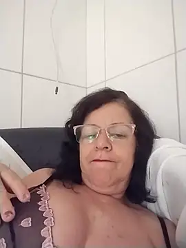 Snapshot of mariy522 chatting on October 2025 12:04:02 PM mariy522 online show from October 2025 12:04:02 PM