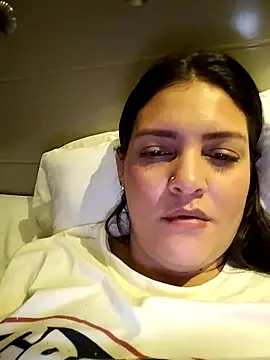 Mia Hampton online show from September 2025 01:44:01 AM