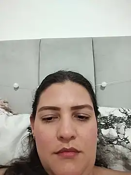 Mia Hampton online show from July 2026 09:43:01 PM