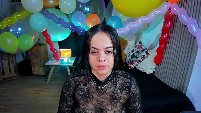 Snapshot of Cuttiealice chatting on January 2025 12:15:02 PM Cuttiealice online show from January 2025 12:15:02 PM