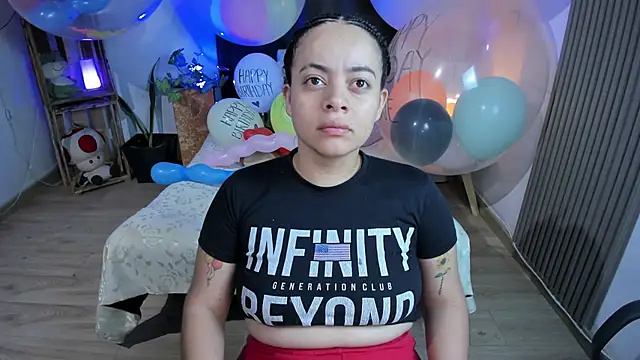 Snapshot of Cuttiealice chatting on January 2025 12:30:01 PM Cuttiealice online show from January 2025 12:30:01 PM