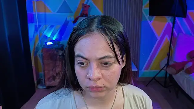 Snapshot of Cuttiealice chatting on October 2025 01:12:02 PM Cuttiealice online show from October 2025 01:12:02 PM