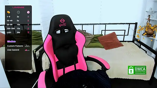 Snapshot of _Dian_A_Pr chatting on December 2024 03:47:01 AM Dian A Pr online show from December 2024 03:47:01 AM