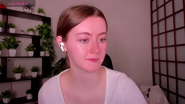 KateCuddle online show from May 2026 02:17:02 AM