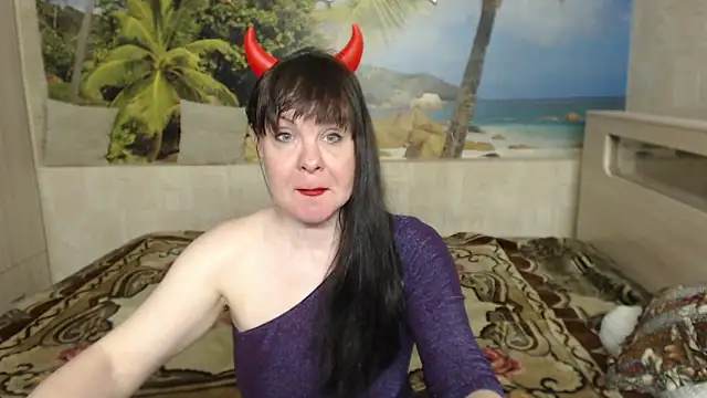 Aphelandra online show from April 2026 12:39:01 PM