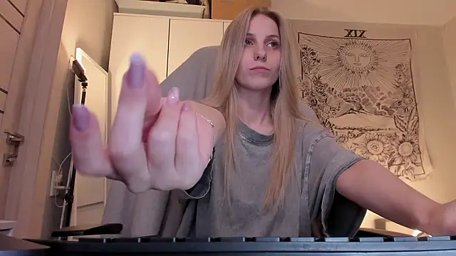 Snapshot of Anna_Fink chatting on March 2026 07:50:01 PM Anna Fink online show from March 2026 07:50:01 PM