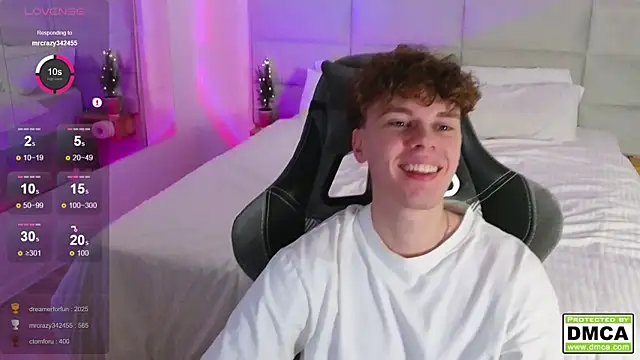 Snapshot of cute_thomas chatting on December 2024 02:35:02 AM cute thomas online show from December 2024 02:35:02 AM