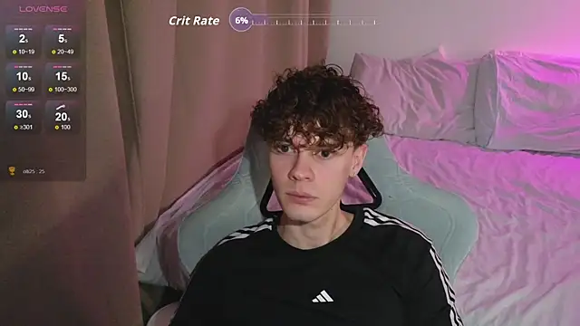 Snapshot of cute_thomas chatting on April 2026 07:47:01 PM cute thomas online show from April 2026 07:47:01 PM