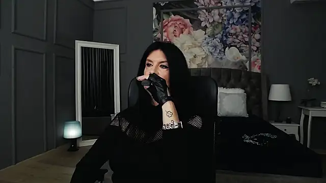 DomMelissaW online show from September 2025 06:51:01 PM