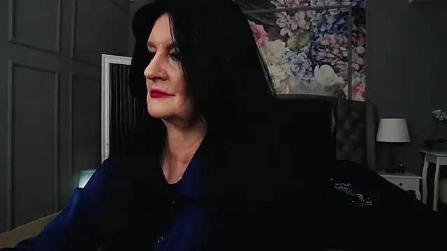 DomMelissaW online show from October 2025 07:53:01 PM