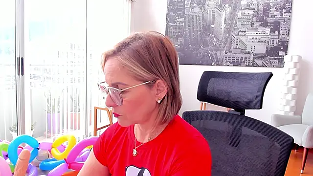 Snapshot of jane_turner chatting on December 2024 03:55:01 PM jane turner online show from December 2024 03:55:01 PM