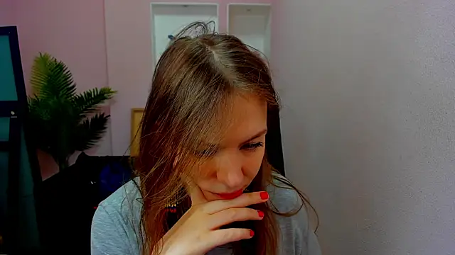 Persephoni online show from October 2025 10:27:01 AM