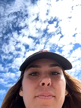 Snapshot of LeaGambit__ chatting on October 2025 07:13:01 PM LeaGambit online show from October 2025 07:13:01 PM