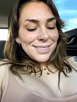 LeaGambit   online show from January 2026 06:13:02 PM