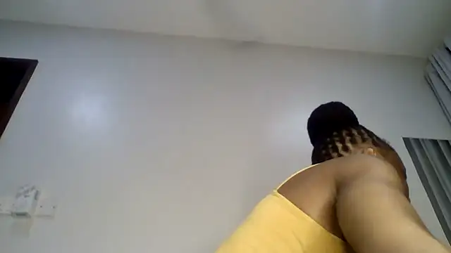 sweet sassy  online show from April 2026 03:31:02 AM