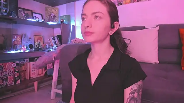 Snapshot of Agathaks chatting on January 2025 08:21:01 PM Agathaks online show from January 2025 08:21:01 PM