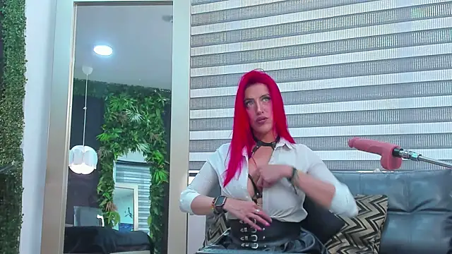 AllissaBrowm online show from October 2025 04:59:02 PM