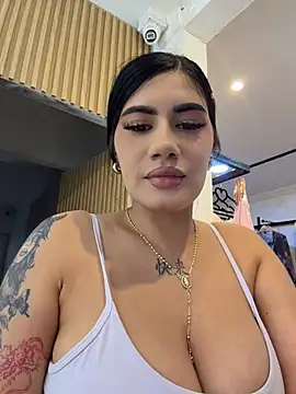 Snapshot of clarachanelricek chatting on April 2026 08:22:01 PM clarachanelricek online show from April 2026 08:22:01 PM