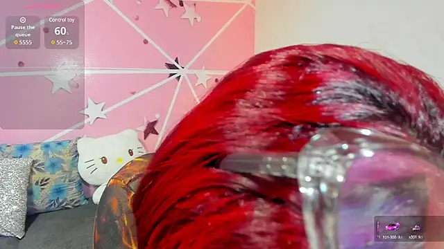 Snapshot of lucy_beatifull chatting on February 2025 12:04:01 AM lucy beatifull online show from February 2025 12:04:01 AM