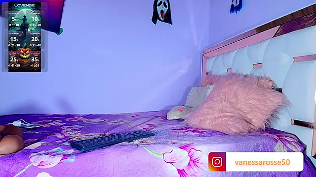 Julieth Rossi online show from October 2025 04:14:01 AM