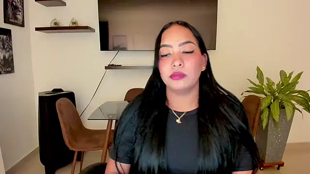 Snapshot of brunetenikole02 chatting on September 2025 02:26:01 AM brunetenikole02 online show from September 2025 02:26:01 AM