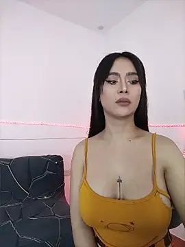 SexyDominnantcheska online show from April 2026 12:05:01 AM