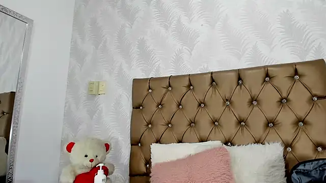 Snapshot of luna_evaa chatting on September 2025 01:55:01 PM luna evaa online show from September 2025 01:55:01 PM