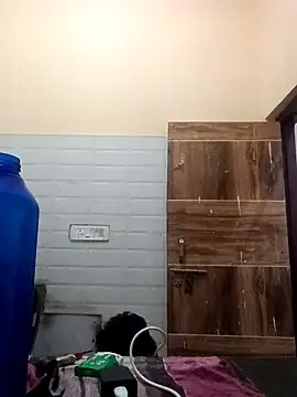 Snapshot of Lent_Medium chatting on October 2025 01:39:01 AM Lent Medium online show from October 2025 01:39:01 AM