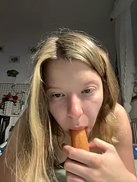 kimczii online show from June 2026 06:07:02 AM