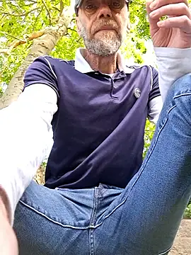 eddouxxx78 online show from April 2026 08:01:02 AM