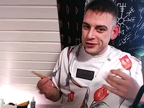 Snapshot of Youngtimer_1997 chatting on February 2026 08:49:01 AM Youngtimer 1997 online show from February 2026 08:49:01 AM