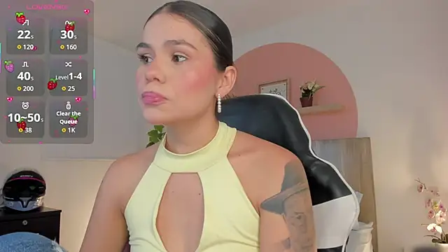 dominique25  online show from September 2025 02:22:02 AM