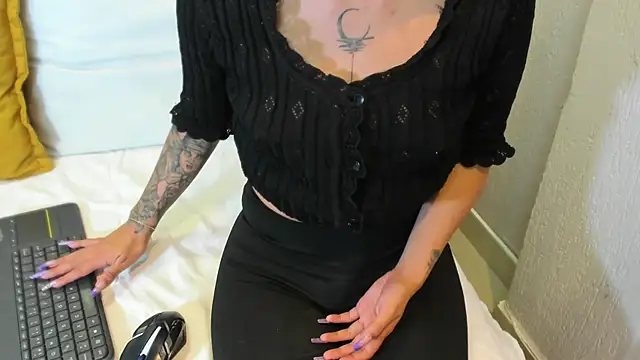 Sabrina Cole online show from January 2025 03:19:01 AM