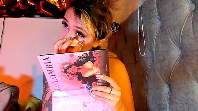 Sabrina Cole online show from December 2025 04:08:01 AM