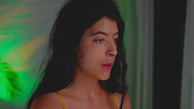 anabelcurvy online show from October 2025 06:59:01 PM