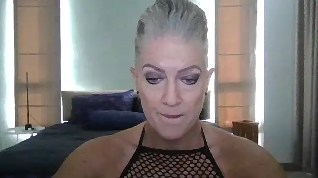 Snapshot of Devon2020 chatting on November 2025 09:08:02 AM Devon2020 online show from November 2025 09:08:02 AM