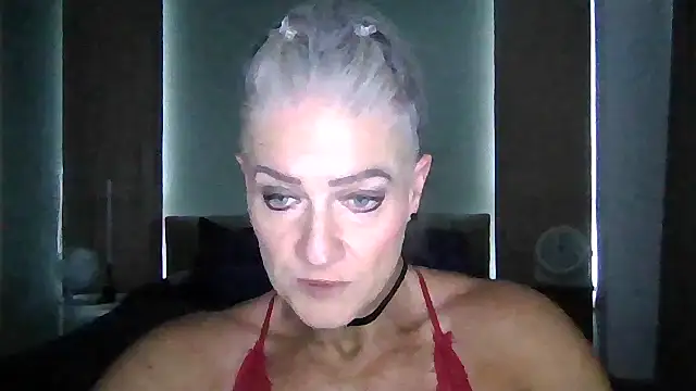 Snapshot of Devon2020 chatting on November 2025 08:52:02 AM Devon2020 online show from November 2025 08:52:02 AM