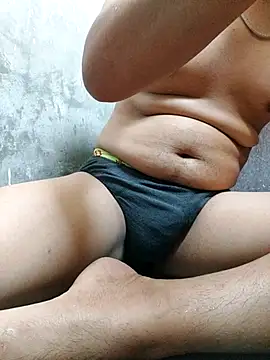 Nishubig online show from May 2026 03:44:01 AM