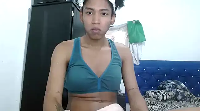 angelamarie1 online show from December 2024 08:27:02 PM