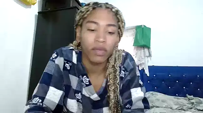 angelamarie1 online show from December 2024 12:31:01 PM