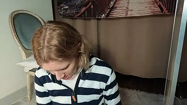 Lola Belgium online show from April 2026 04:27:02 PM