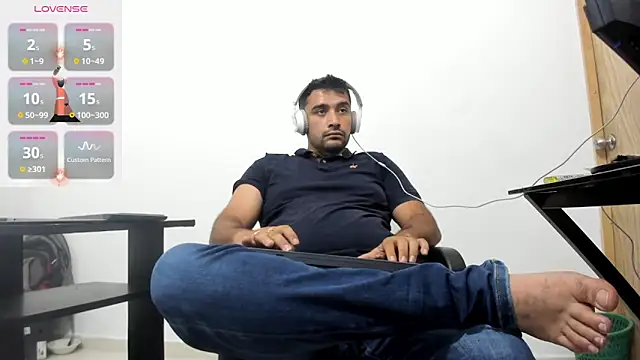 Snapshot of isearchcompany chatting on January 2026 05:27:02 PM isearchcompany online show from January 2026 05:27:02 PM